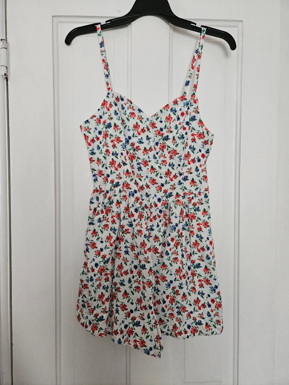 Old Navy Floral Spaghetti Strap Summer Romper - White with Red & Blue Flowers